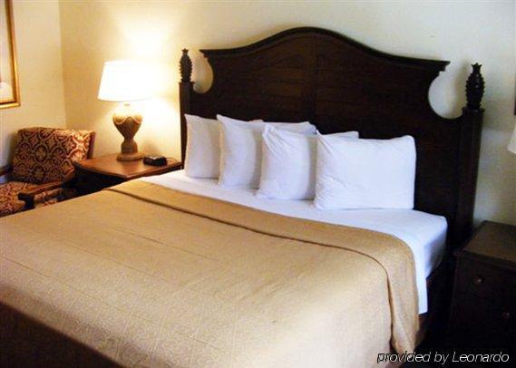 Quality Inn & Suites Eastgate キシミー 部屋 写真