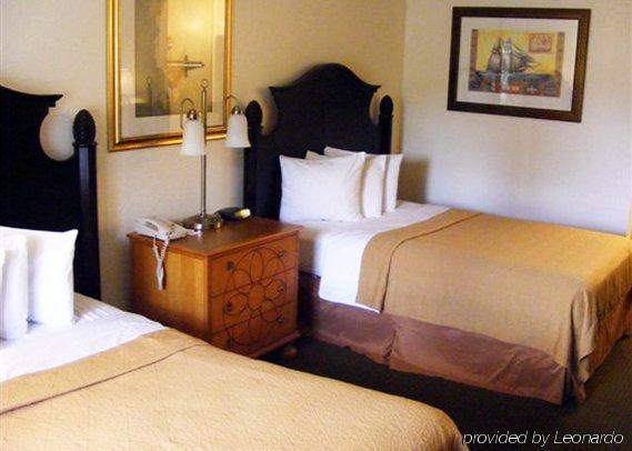 Quality Inn & Suites Eastgate キシミー 部屋 写真