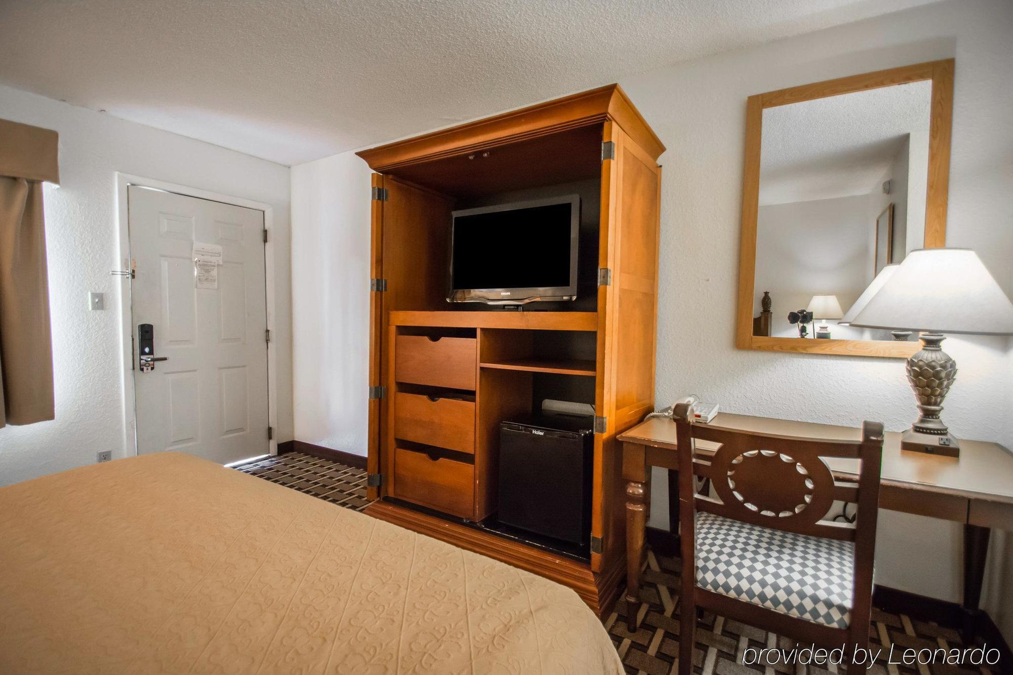 Quality Inn & Suites Eastgate キシミー エクステリア 写真