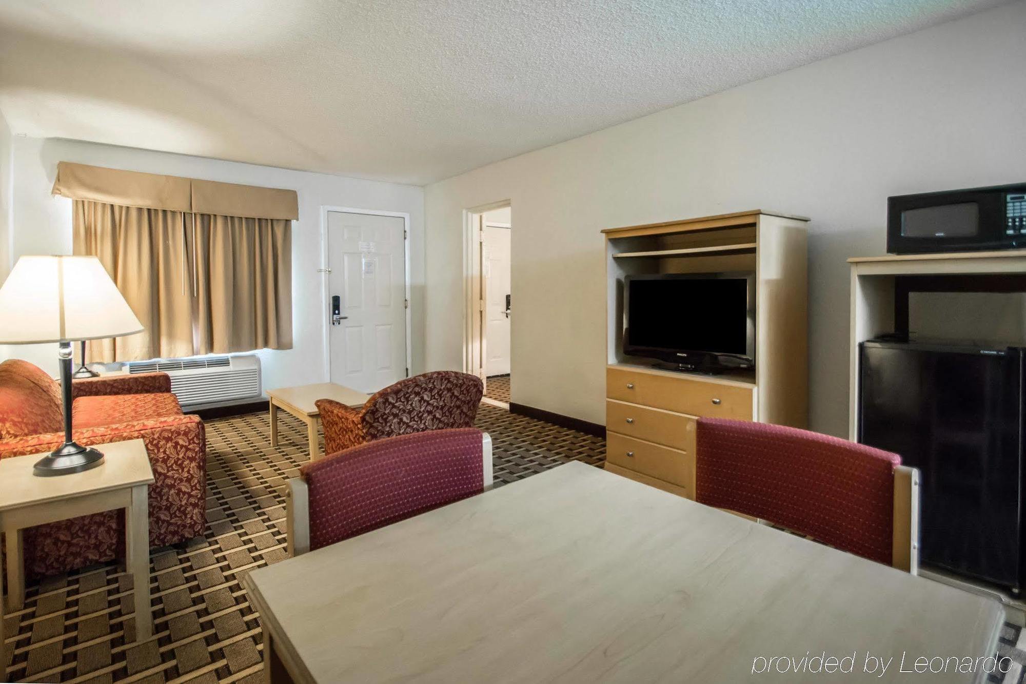 Quality Inn & Suites Eastgate キシミー エクステリア 写真