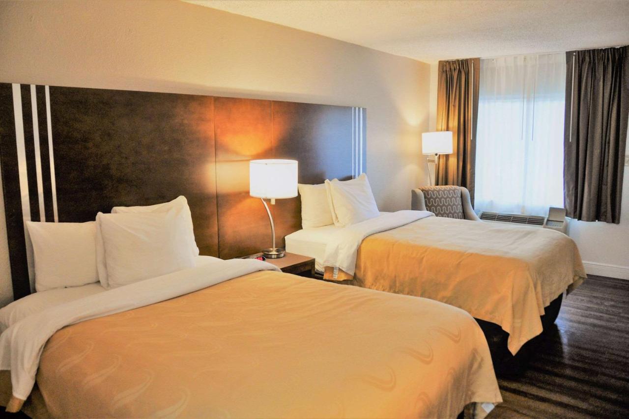 Quality Inn & Suites Eastgate キシミー エクステリア 写真